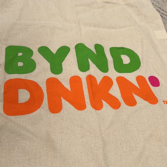 Dunkin Donuts BYND DNKN reusable tote bag and pop socket bundle New - Picture 10 of 16